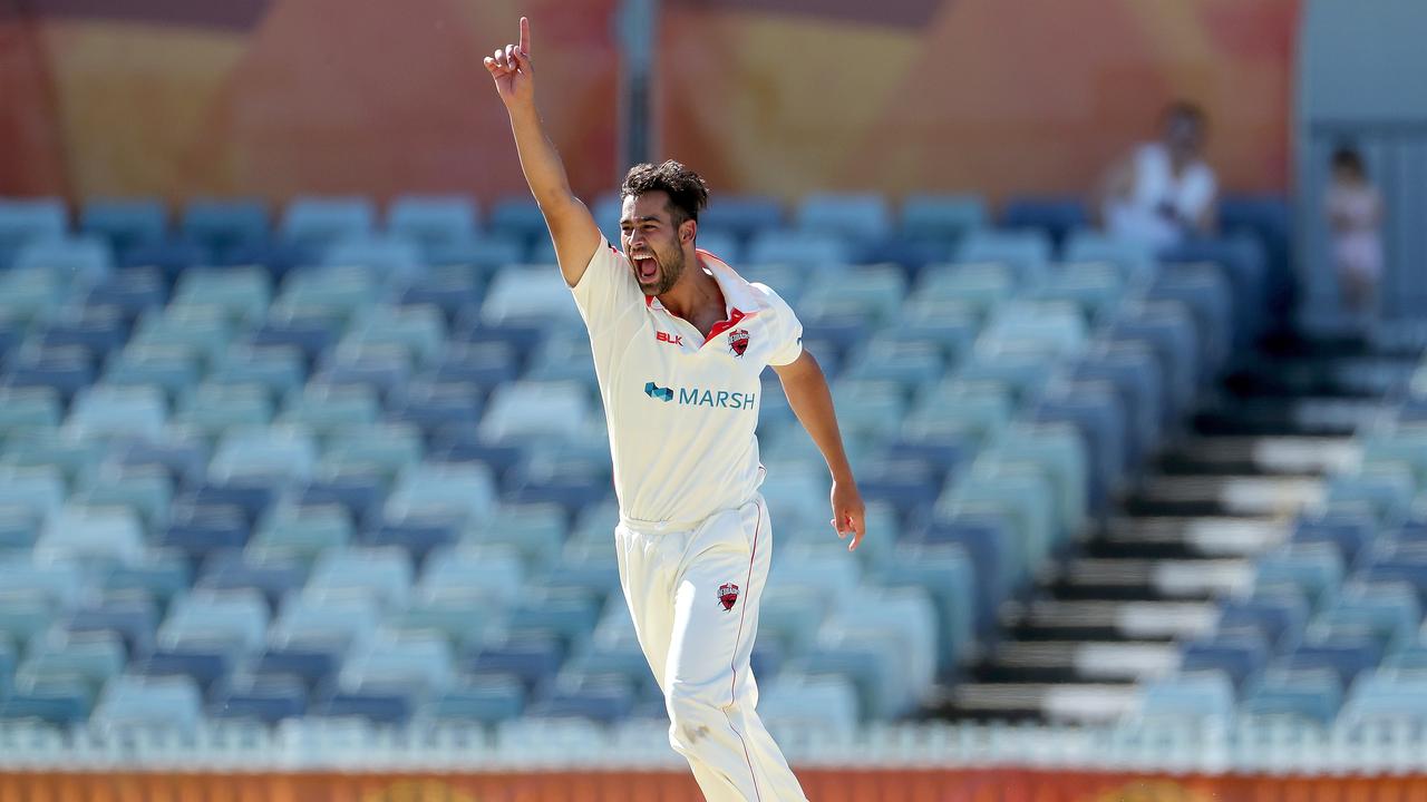 Wes Agar has won the Bradman Young Cricketer of the Year. Photo: Richard Wainwright/AAP Image.