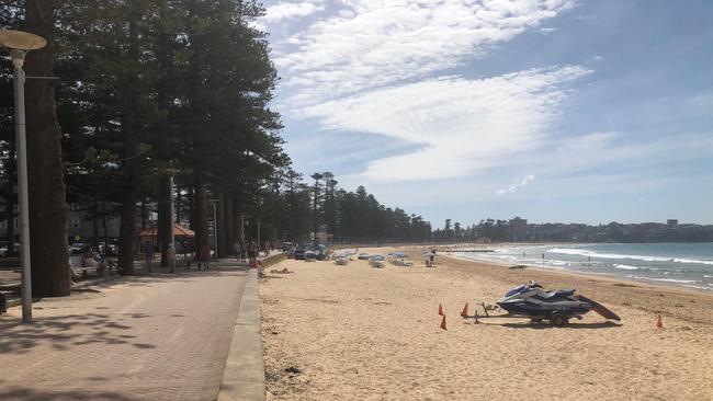 A near-empty Manly Beach. Picture: Julie Cross