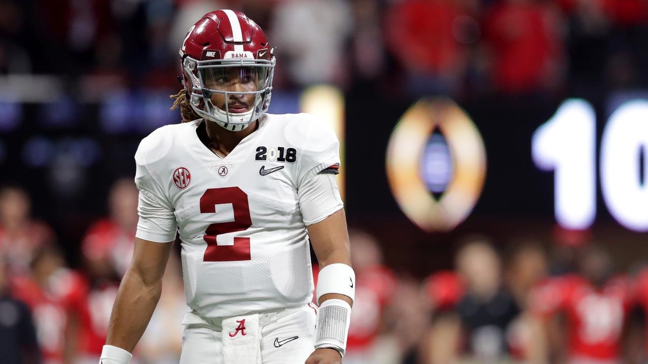 Quarterback Jalen Hurts of the Philadelphia Eagles celebrates after News  Photo - Getty Images