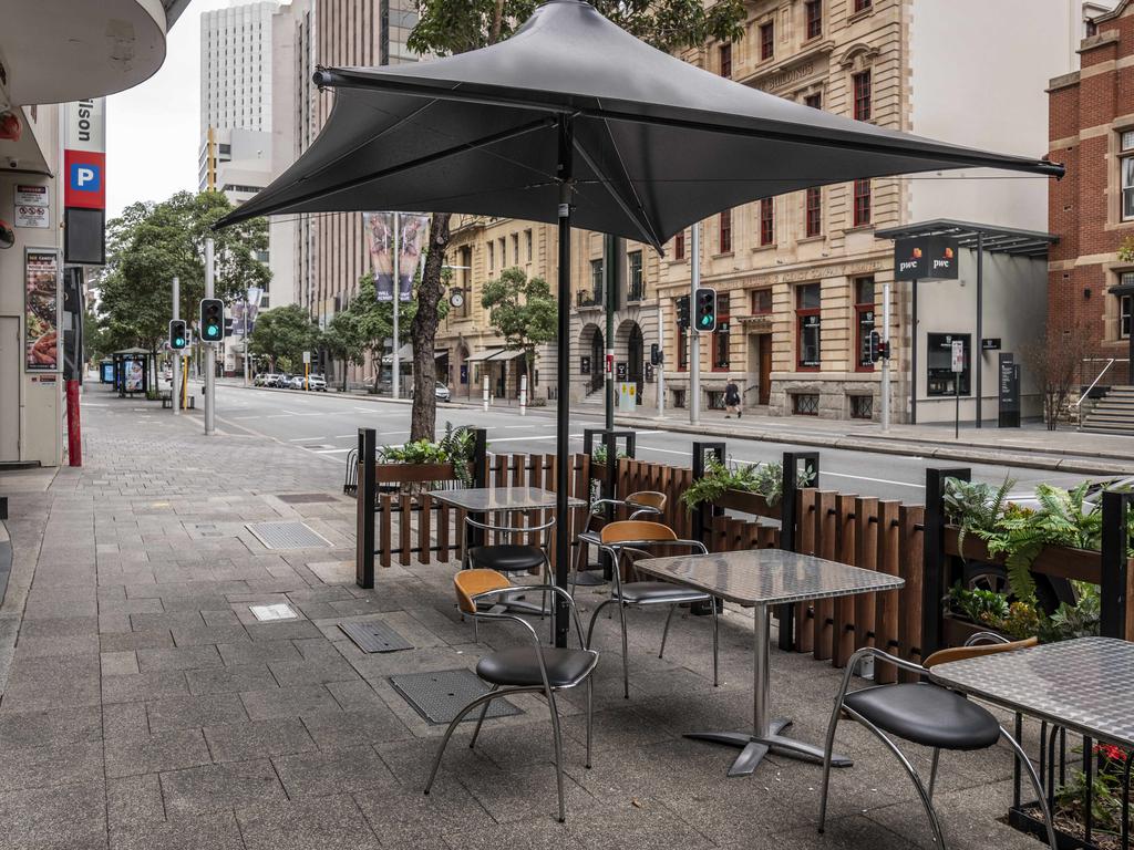 Mr McGowan said people working in retail, restaurants and cafes were disadvantaged if workers were not regularly going to the CBD. Picture: NCA NewsWire/Tony McDonough