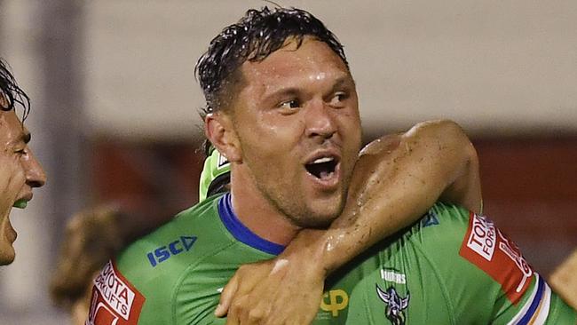 MACKAY, AUSTRALIA - AUGUST 27:  Jordan Rapana of the Raiders celebrates after scoring the game winning try during the round 24 NRL match between the New Zealand Warriors and the Canberra Raiders at BB Print Stadium, on August 27, 2021, in Mackay, Australia. (Photo by Ian Hitchcock/Getty Images)