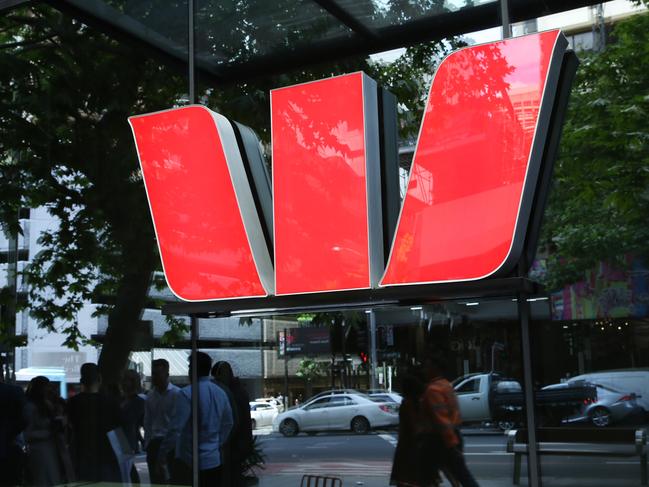 04/11/2022. WESTPAC. Business stock logo pictures. Sydney CBD. Britta Campion / The Australian