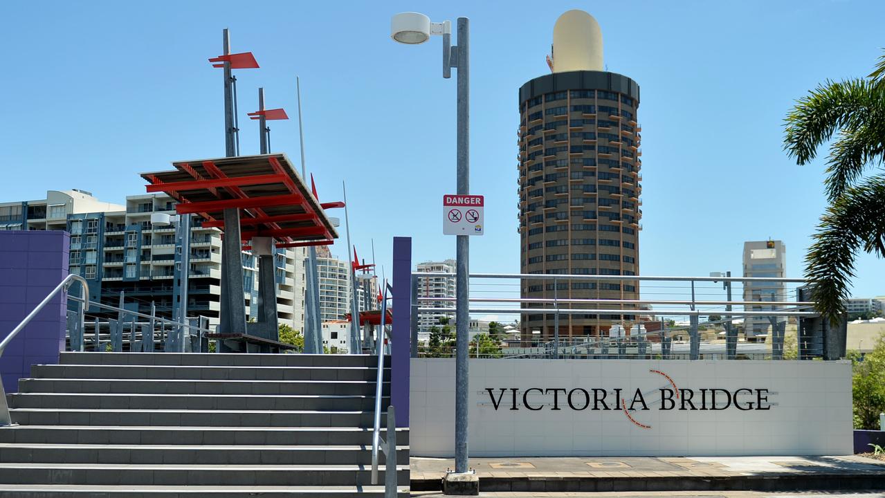 The court heard CCTV captured a 27-year-old punching a man on Victoria Bridge.