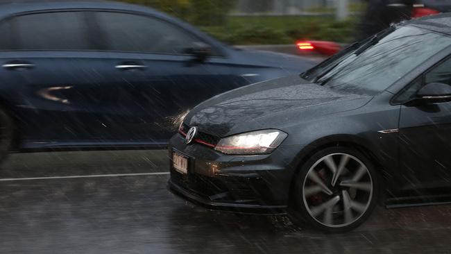 Heavy rain rolling through Brisbane. Picture: Josh Woning