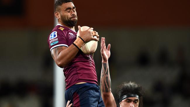 DUNEDIN, NEW ZEALAND - MAY 14: Lukhan Salakaia-Loto of the Reds collects the ball from a lineout during the round one Super Rugby Trans-Tasman match between the Highlanders and the Queensland Reds at Forsyth Barr Stadium on May 14, 2021 in Dunedin, New Zealand. (Photo by Joe Allison/Getty Images)