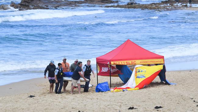 One man died and three others had to be revived after the boat capsized. Picture: NCA NewsWire / Simon Bullard