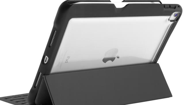 The STM Dux rugged case for iPad Pro 9.7-inch works with the Apple Smart Cover and Keyboard and has a place to keep the Apple Pencil/