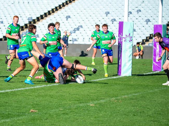 Canterbury's Mitchell Woods scores. Picture: Thomas Lisson