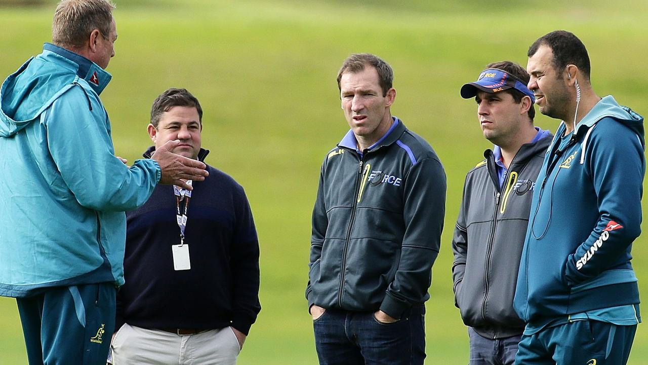 Mick Byrne, Shaun Berne, Dave Wessels and Michael Cheika discuss tactics in 2017.