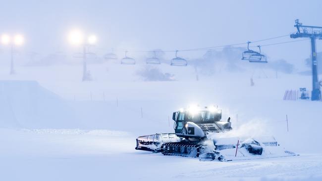 Snow continues ti dump at Perisher Valley resort today. The blizzard rolled in about 1am and has dumped more than 22cm of snow so far. Another 70cm of snow is predicted to fall by Monday. Picture: Supplied