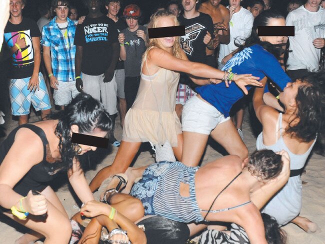 An all-girl brawl during Schoolies 2009. Stay classy y’all.