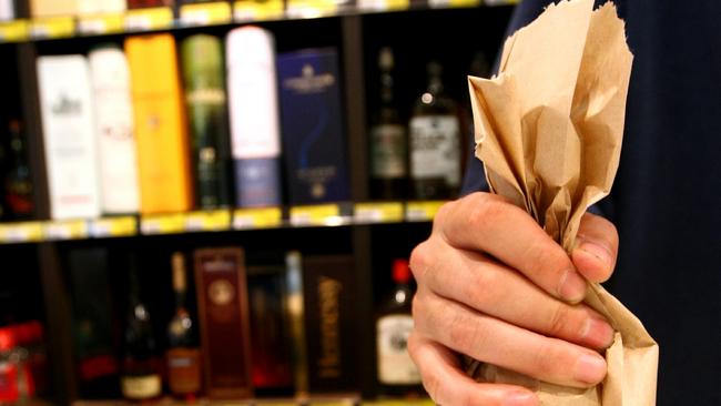 30/03/2010 NEWS: Generic photos of liquor bottle shop, alcohol, brown paper bag, wine, beer, spirit, spirits, grog shop.