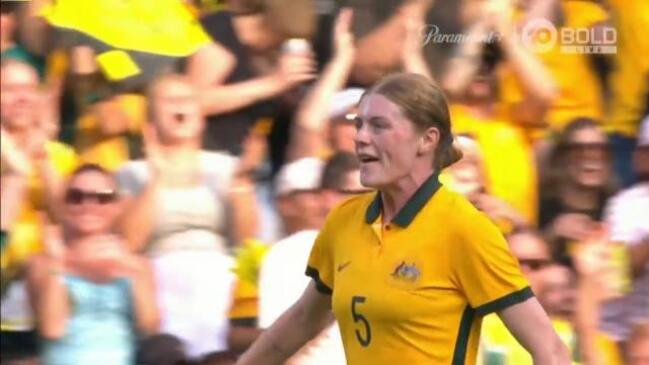 Vine scores a SCREAMER for Matildas!