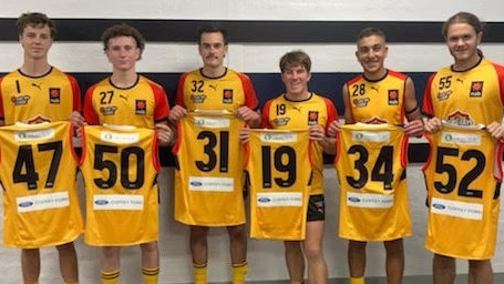 Dandenong Stingrays newcomers (L-R) Henry Hustwaite, Sam Frangalas, Ned Moodie, Mitch Harvey, Zain Yamak and Jess McManus.