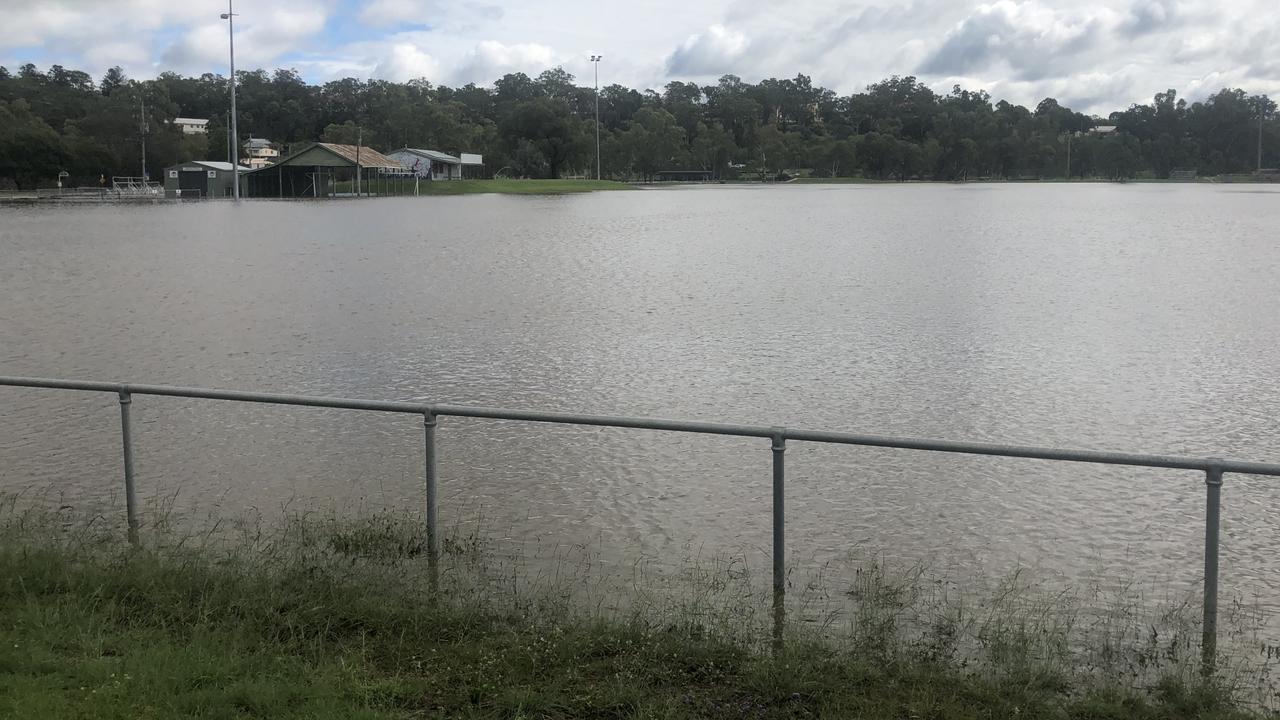 Toowoomba flood: Nervous wait overnight as flood risk passed Texas on ...