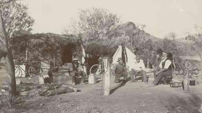 Arltunga Winnecke Depot, near Alice Springs, in the 1920s.