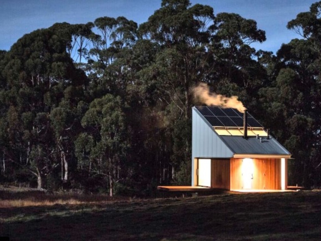 Charming tiny house on Bruny Island. Picture: GlampingHub