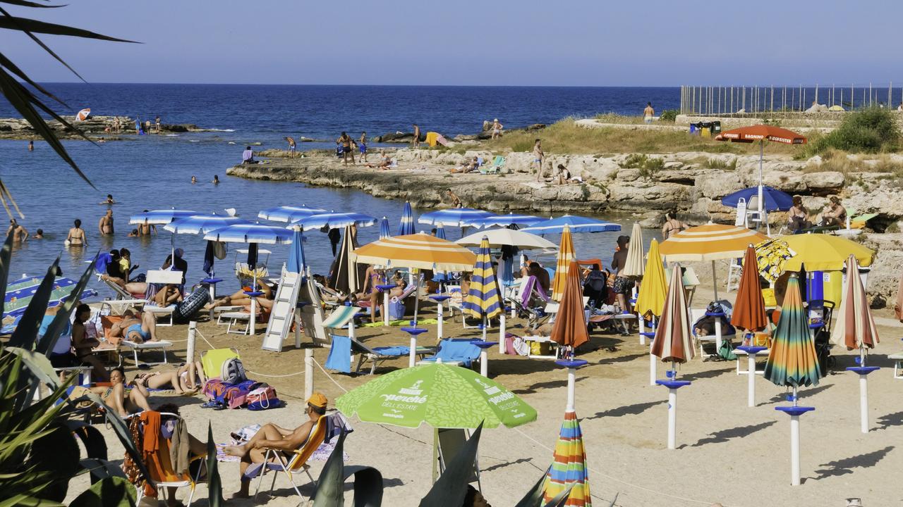 Privately-owned beaches in Italy are said to be banning picnics from home. Picture: istock