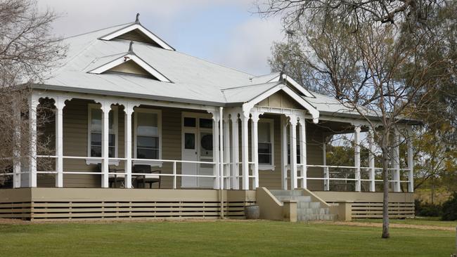 The Wyuna aggregation has an early 20th century homestead located on the Mount Nombi parcel.