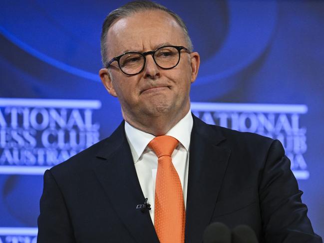 CANBERRA, AUSTRALIA, NewsWire Photos. JANUARY 25, 2024: The Hon Anthony Albanese MP, Prime Minister of Australia addresses the National Press Club of Australia in Canberra. Picture: NCA NewsWire / Martin Ollman