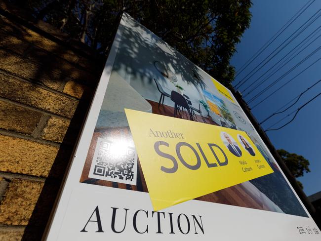 SYDNEY, AUSTRALIA - NewsWire Photos SEPTEMBER 14 2023. Generic housing & real estate house generics. Pic shows a sold sign for an apartment which went to auction in Drummoyne. Picture: NCA NewsWire / Max Mason-Hubers