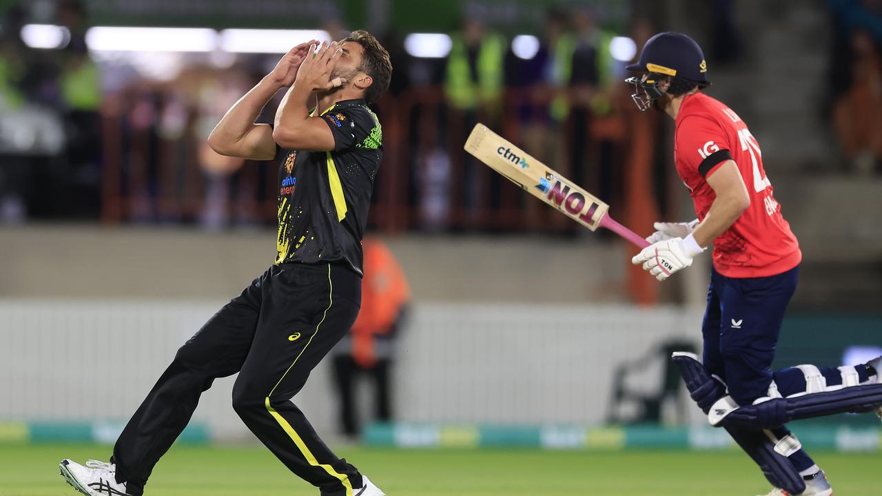 Marcus Stoinis of Australia. Photo by Mark Evans/Getty Images