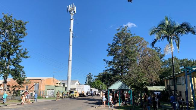 People protesting a Telstra 5G upgrade at Mullumbimby.