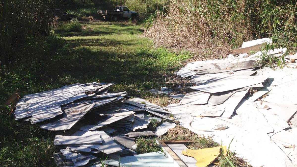 Asbestos dumped on cane farm “was a disgraceful act” | The Courier Mail