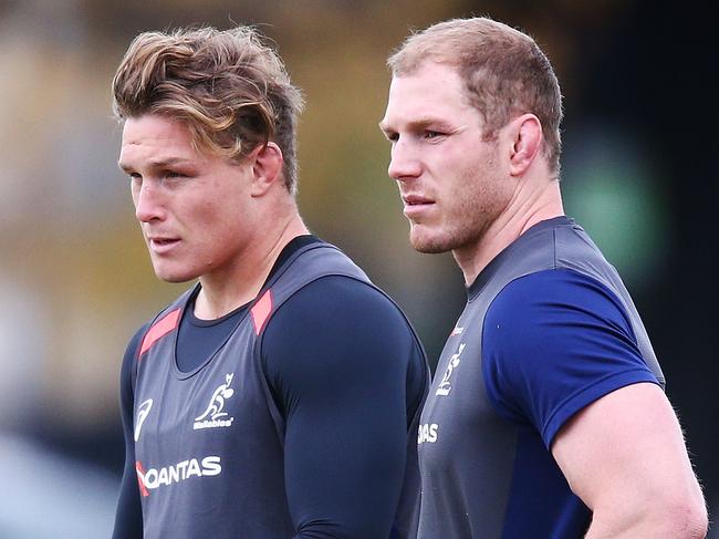 MELBOURNE, AUSTRALIA - JUNE 12:  Michael Hooper (L) talks to David Pocock of the Wallabies during an Australian Wallabies training saession on June 12, 2018 in Melbourne, Australia.  (Photo by Michael Dodge/Getty Images)