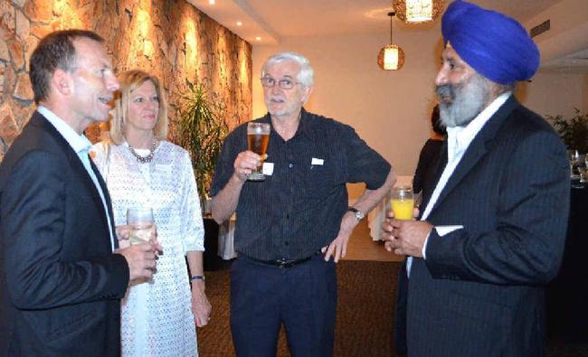 Cr John Arkan (right) chats to Federal Opposition leader Tony Abbott (left).