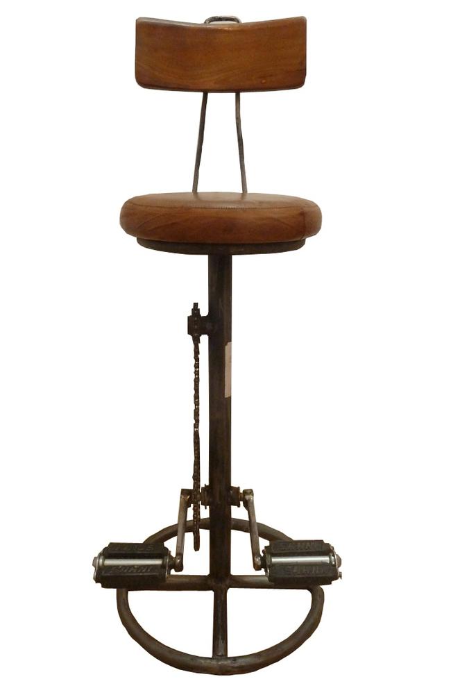The bike-stool.