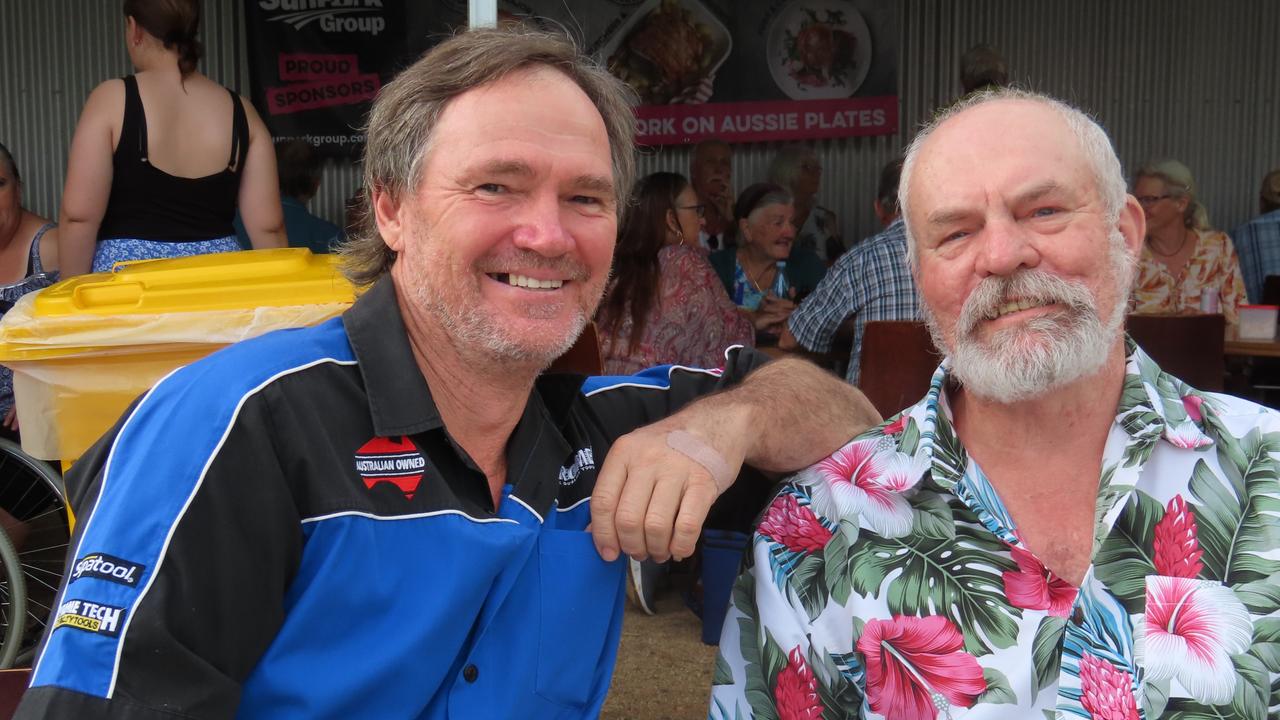 Vernon Lakin and Greg Mashford at ‘Dinner Under the Stars’ by the Kingaroy Men’s Shed.