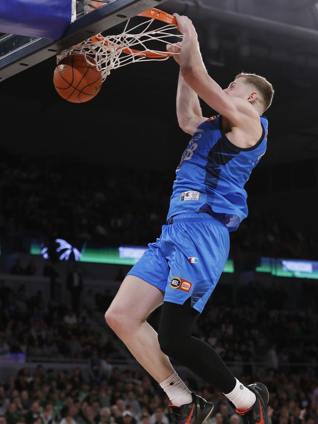 SPECIALTY: Dunking on your favourite team. Picture: Getty Images