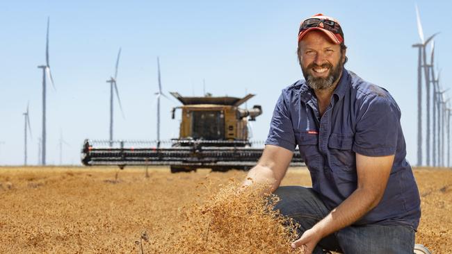 HARVEST: David Jochinke Lentil near Horsham David Jochinke harvesting lentils near HorshamPICTURED: David Jochinke harvesting lentils.PICTURE: ZOE PHILLIPS