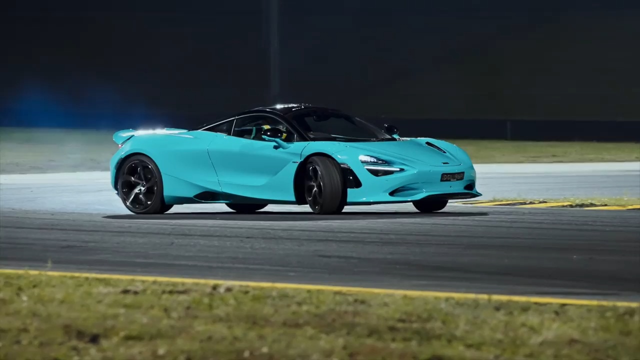 McLaren 750S tested on track after dark