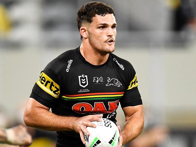 TOWNSVILLE, AUSTRALIA - SEPTEMBER 11:  Nathan Cleary of the Panthers runs the ball during the NRL Qualifying Final match between Penrith Panthers and South Sydney Rabbitohs at QCB Stadium, on September 11, 2021, in Townsville, Australia. (Photo by Ian Hitchcock/Getty Images)