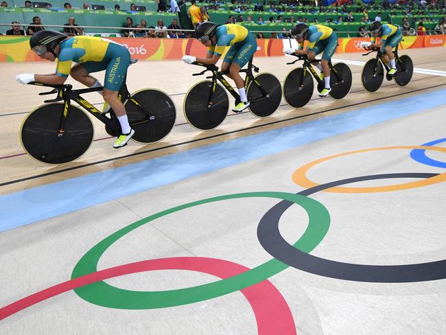 Australia's women’s team pursuit squad take to the boards in Rio.