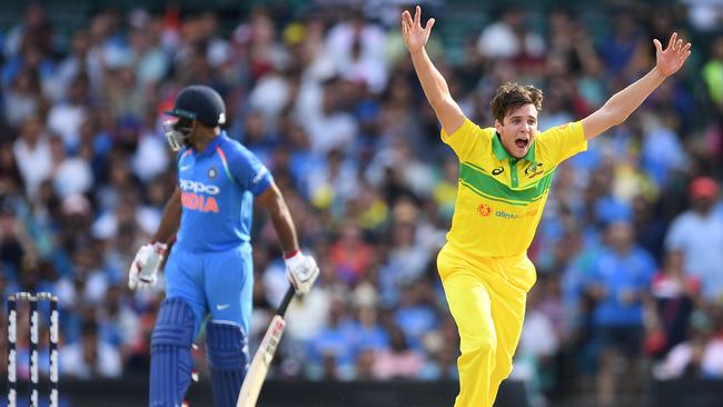 Jhye Richardson successfully appeals for the wicket of Ambati Rayudu.