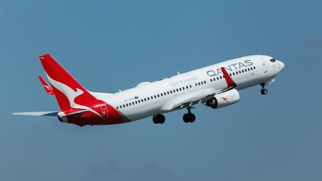 Qantas frequent flyers can now double their status credits or points balance for the next seven days across the airline’s entire regional, domestic and international network. Picture: NCA NewsWire / David Swift