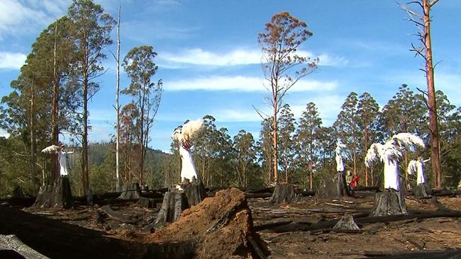 Workers say they were blindsided by the decision to bring the industry’s closure forward by six years. Picture: 9 News