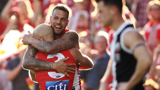 Franklin celebrates with Jarrad McVeigh in 2019. Picture: Brendon Thorne