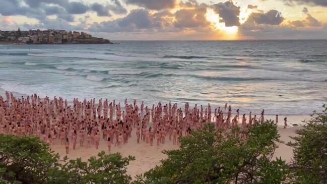 5am: History made as Bondi becomes nude beach