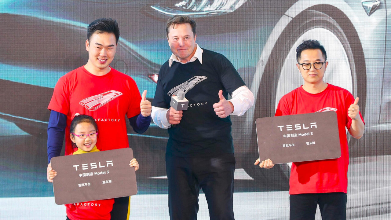 Elon Musk Delivers China-Made Teslas to Local Drivers | news.com.au — Australia’s leading news site