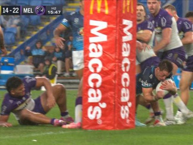 Bunker denies Verrills in key moment