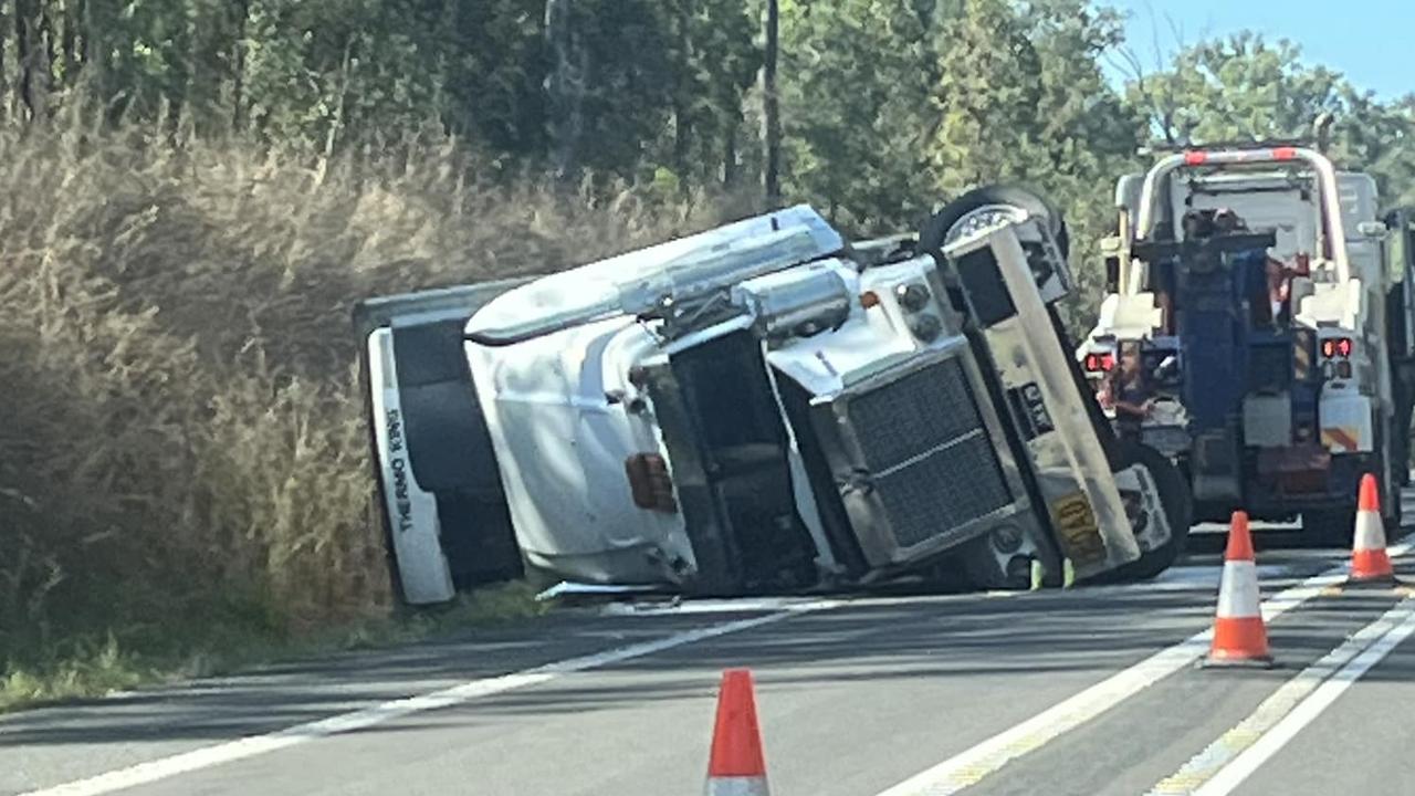 Alan Cornish posted this picture of the crash to a Facebook group.