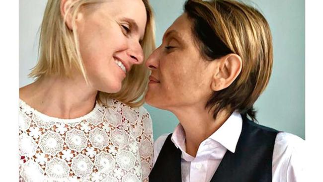 Elizabeth Gilbert with her best friend and love, the late Rayya Elias. Pic: Instagram