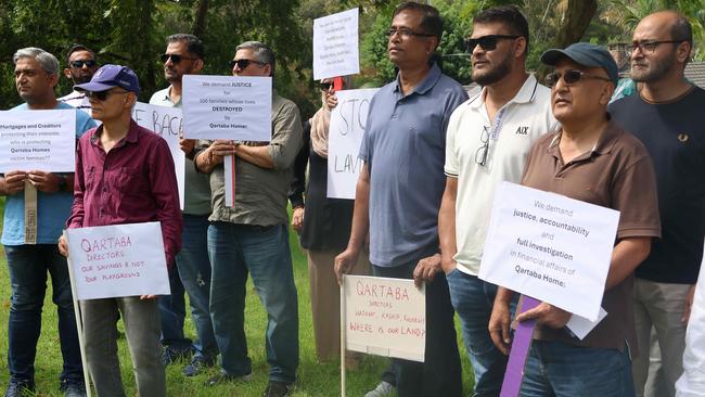 Customers of collapsed Qartaba Homes's ‘sharia-friendly’ development scheme outside its directors' homes in northwest Sydney. Picture: Alexi Demetriadi