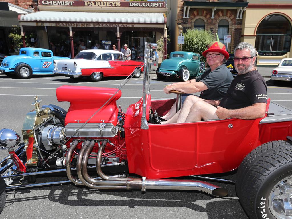 The annual Queenscliff Rod Run may have been called off this weekend, but rev heads still flocked to the town for an "unofficial" meet. Picture: Mike Dugdale