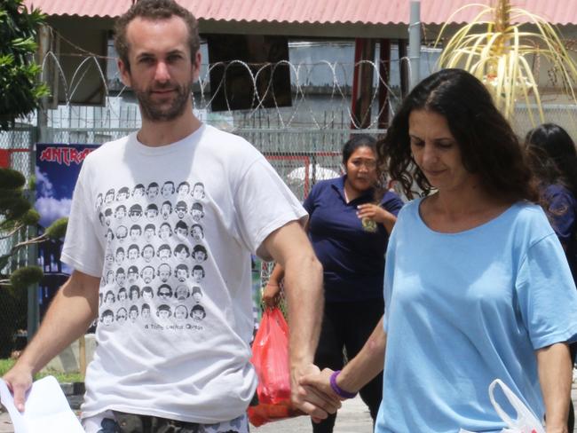 BALI - 28 OCTOBER 2016 .. Byron Bay woman Sara Connor pictured today inside Kerobokan Jail with her boyfriend David Taylor - walking back to the cells after visting time. Picture: Lukman S. Bintoro