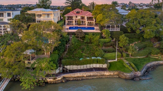 Hawthorne had the year’s top sale, at $9.9m for 90 Virginia Avenue, a 1619sq m ­estate positioned high above the river and with sweeping views.